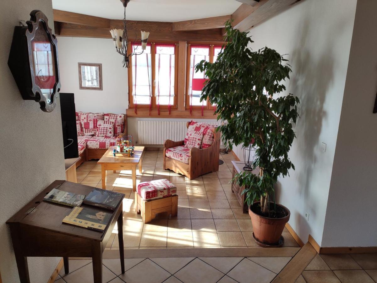 La Source Du Pre Masset Apartment Metabief Exterior photo