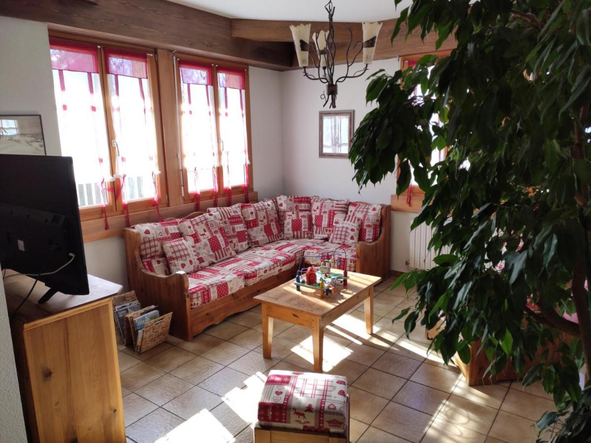 La Source Du Pre Masset Apartment Metabief Exterior photo